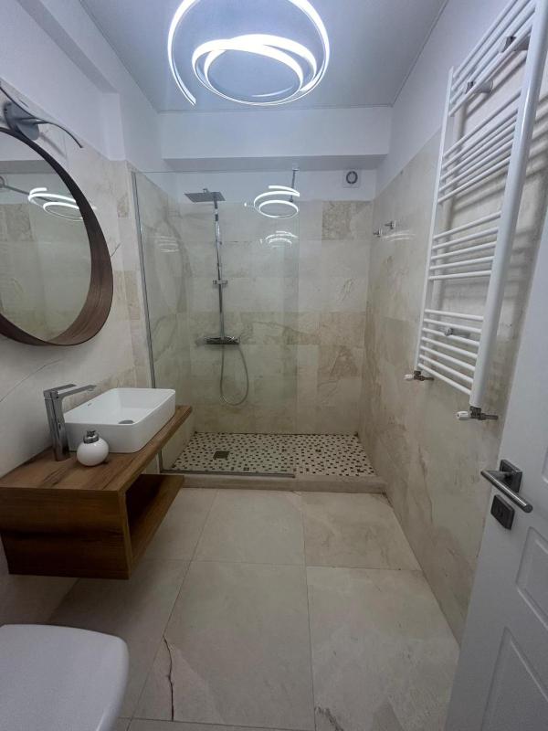 309 B2 ALMAR LUXURY RESIDENCE-Renting Apartments & Free Pool - image 7