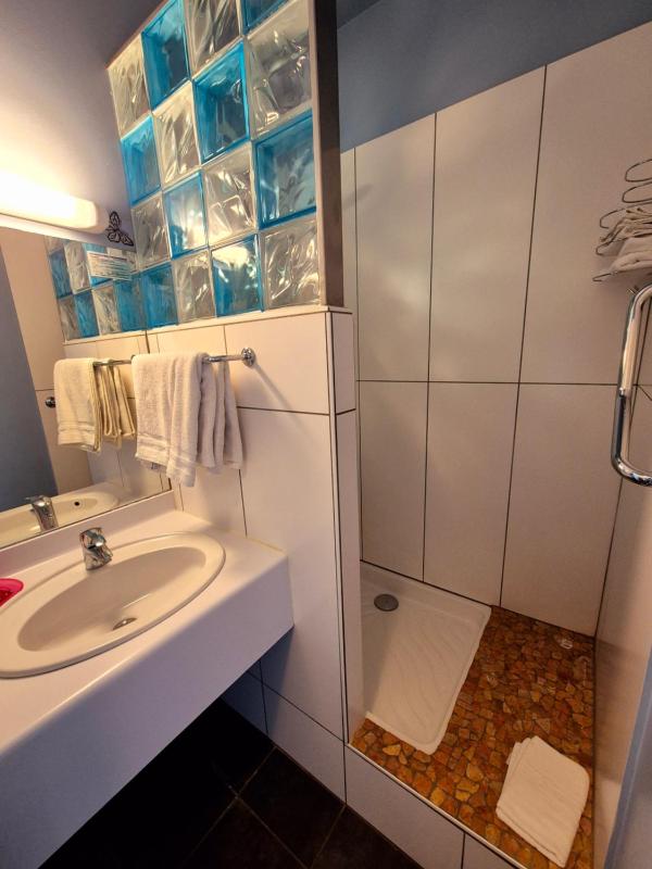 Superior Double Room image 3