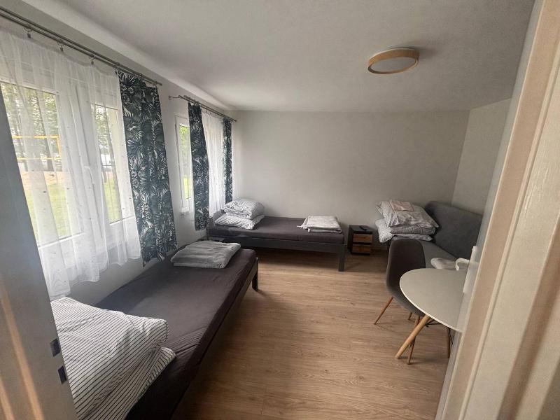 Chalet with Lake View (3 Adults) image 3