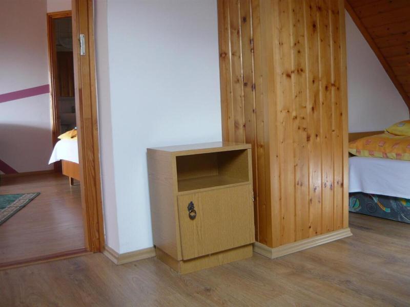 Triple Room with Balcony image 2