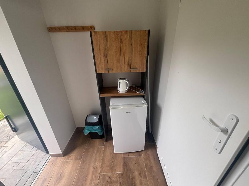 Chalet with Lake View (2 Adults) image 2