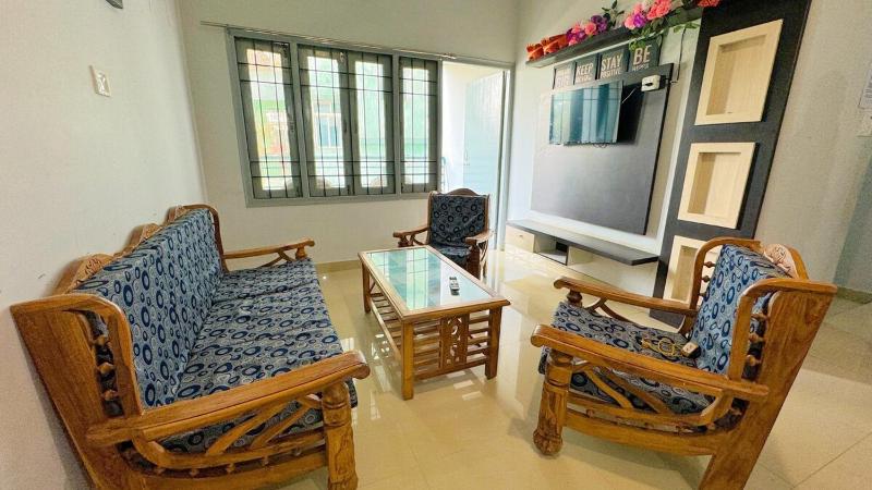 2BHK Simple Living 405 - image 4