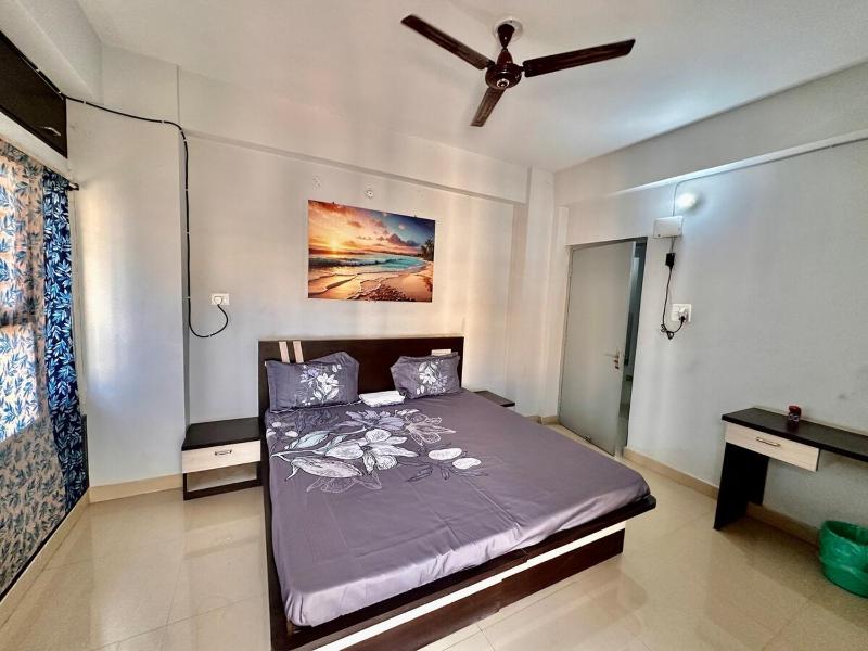2BHK Simple Living 405 - image 8