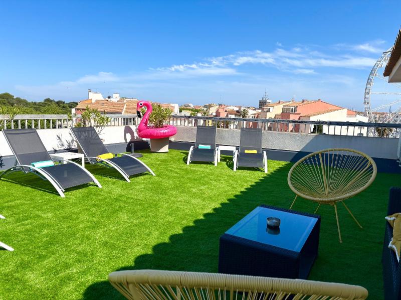 Deluxe Double Room with Terrace image 1