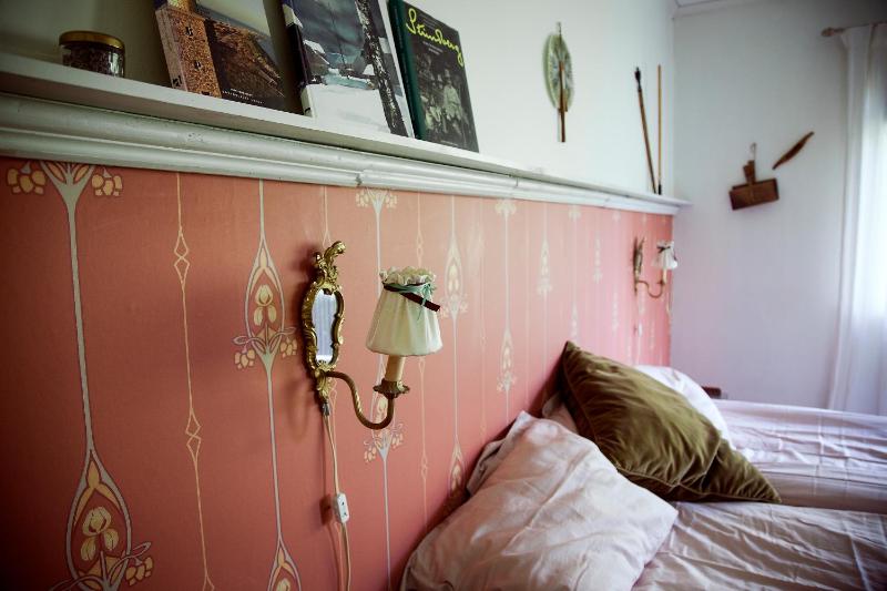Double or Twin Room with Bathroom image 2