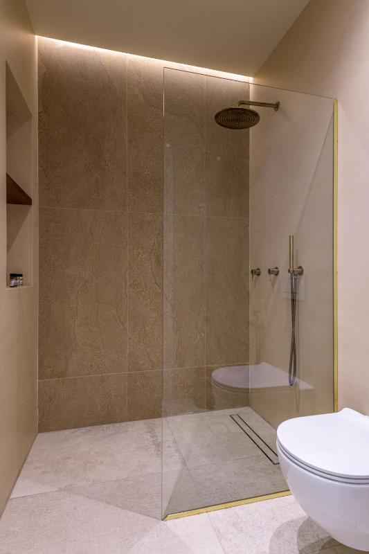 Junior Suite image 3