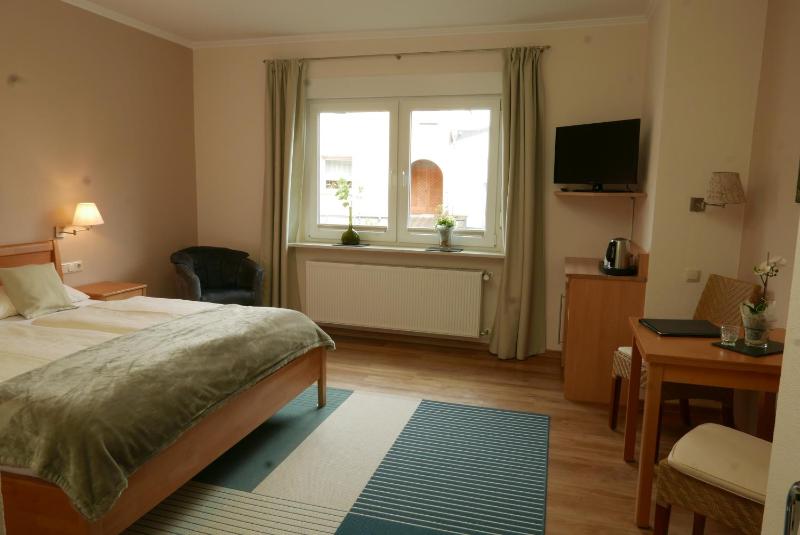 Comfort Double Room image 4