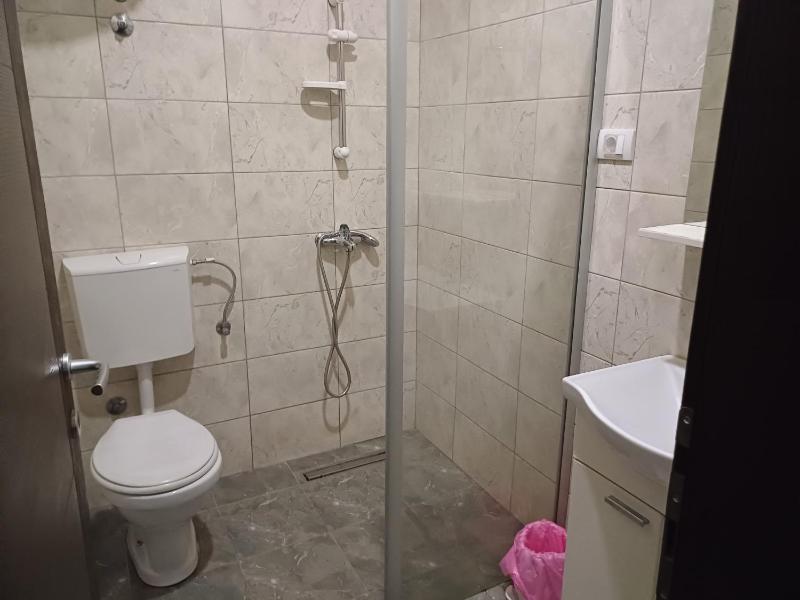 Double or Twin Room with Private Bathroom image 4