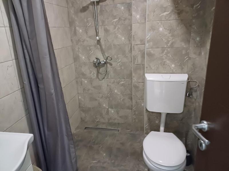 Triple Room with Bathroom image 4