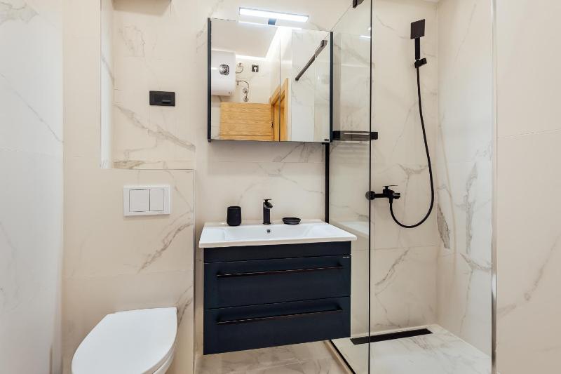 Deluxe Apartment image 2