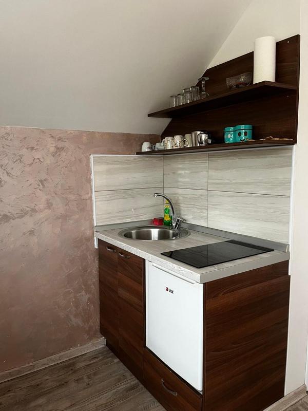 Studio Apartment image 2