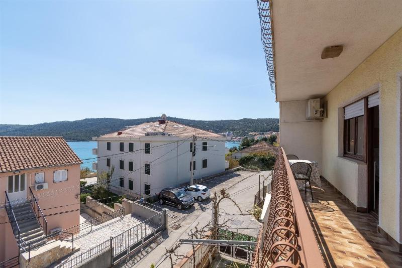 One-Bedroom Apartment with Terrace image 1
