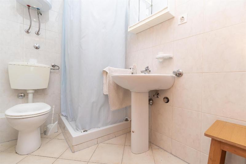 One-Bedroom Apartment - Second Floor image 2