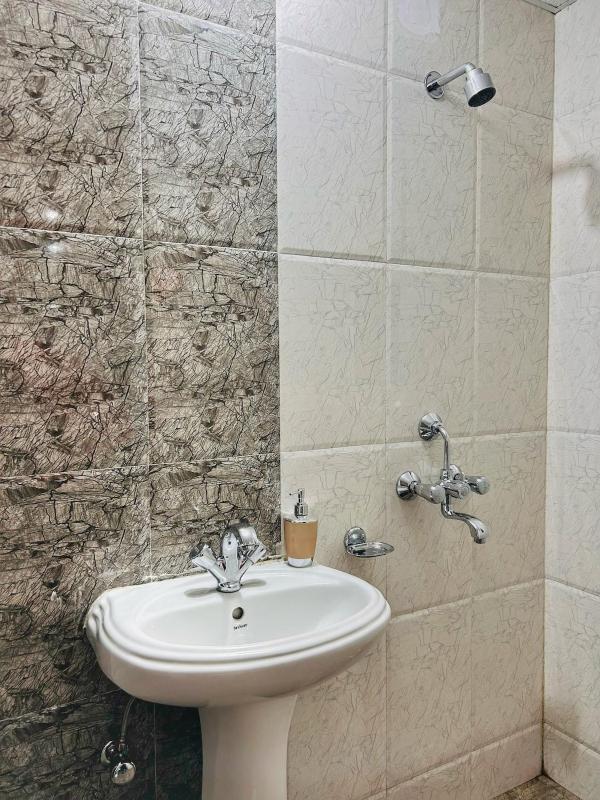 Acacia Apartment 707 - image 10