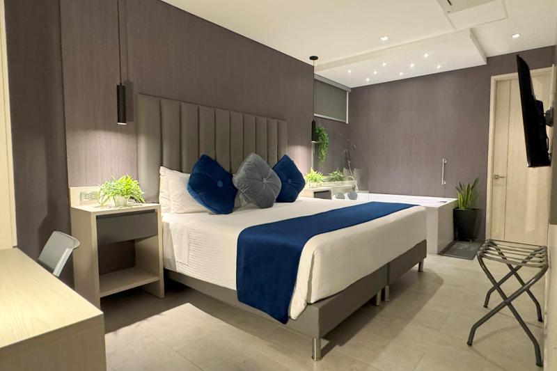 4 Sur Hotel - image 13
