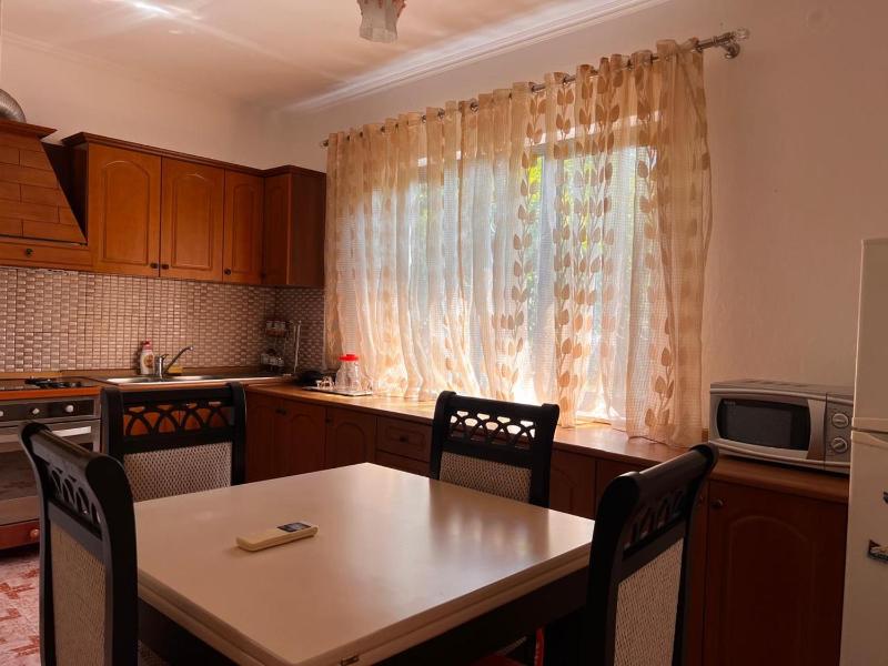 Haxhialiu Villa - image 2