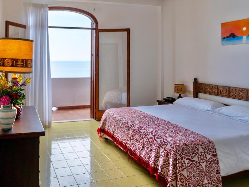 Superior Double or Twin Room image 1