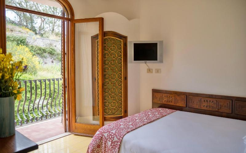 Single Room image 3
