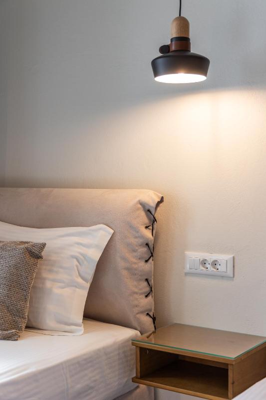 Deluxe Triple Room image 3