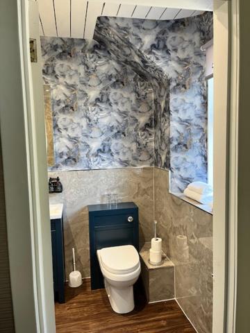 Double Room image 4