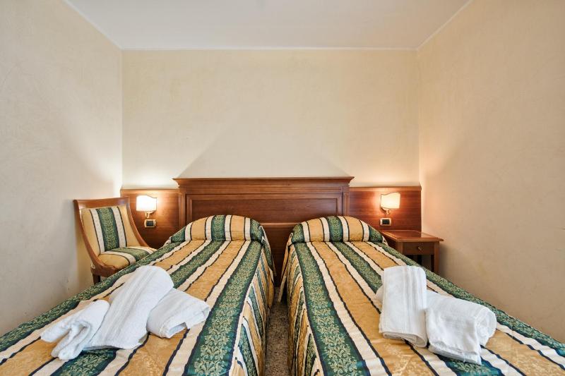 Hotel Flora - image 17