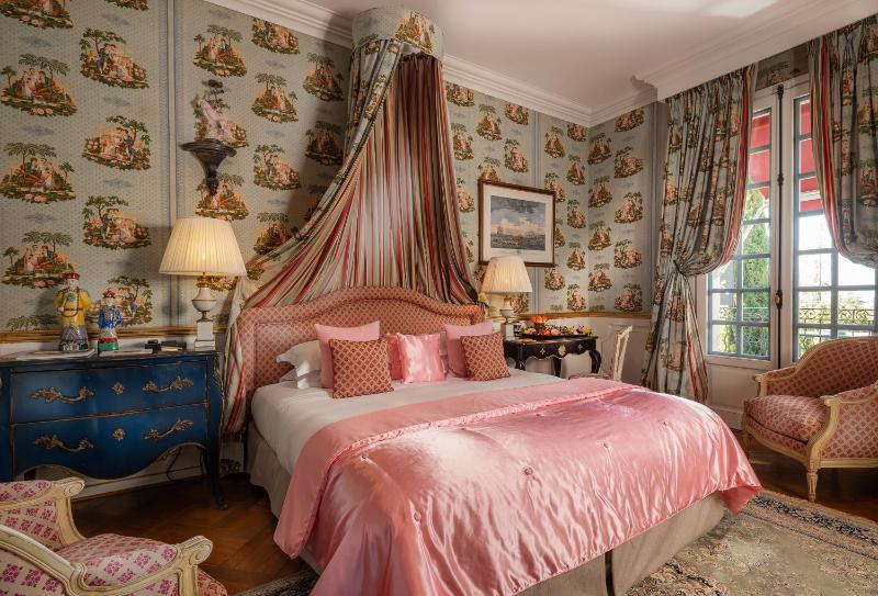 Elegance Double Room image 1