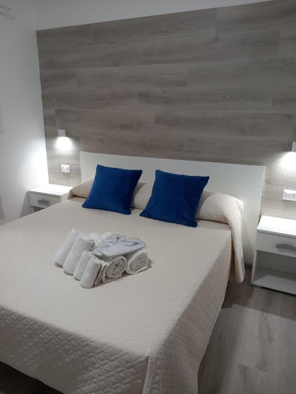 Superior King Room image 2