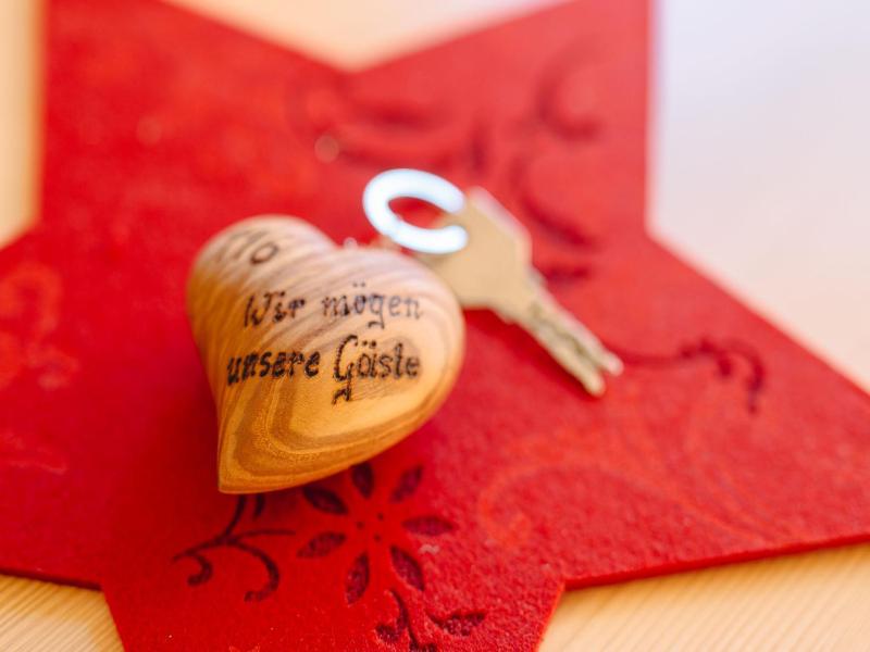 Romantic-Suite image 2