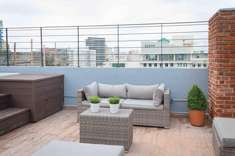 PH Loft 3floorsPrivate Jacuzzi n terraceKingbed - image 13