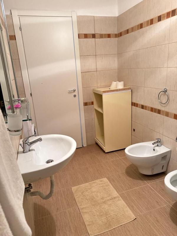 Mel Apartment - image 3