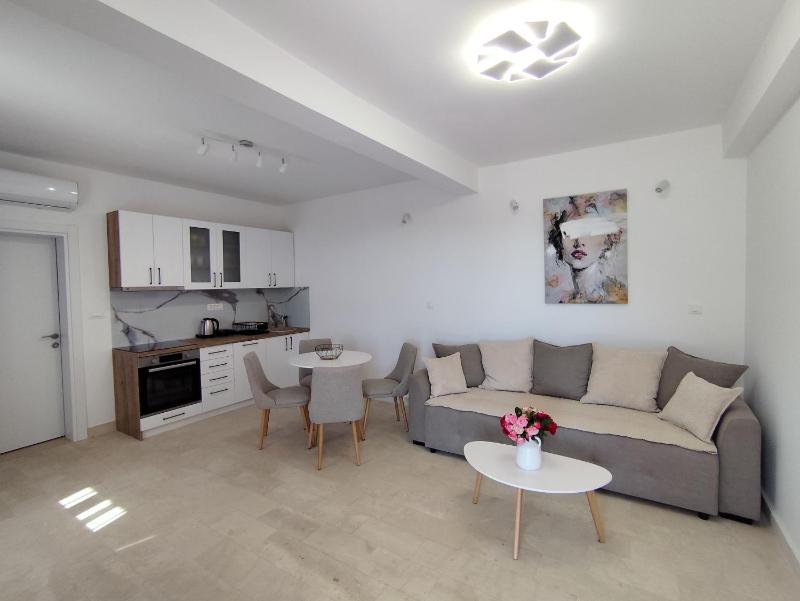 Holiday home N&S - image 16