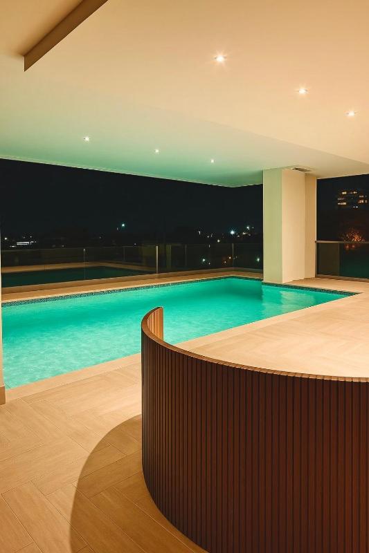 Comfortable apartmento en el centro de la ciudad con piscina y gym - image 14