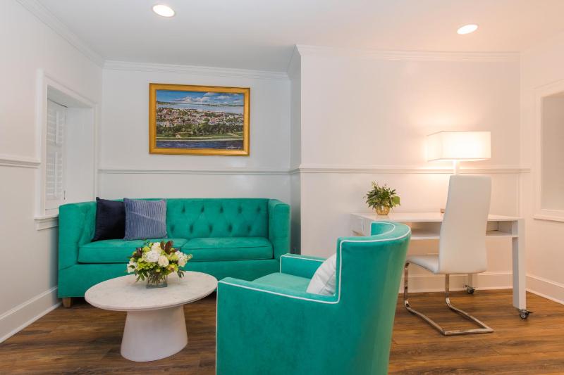 Battery Carriage House Suite image 2