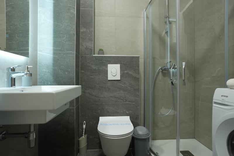 GRAND LUX view - image 5