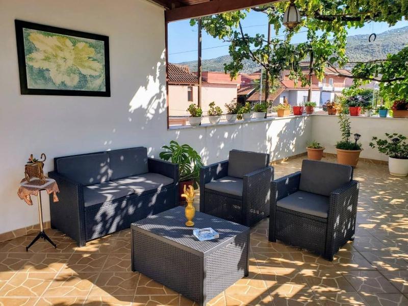 Spacious modern house in the heart of Berat - image 7