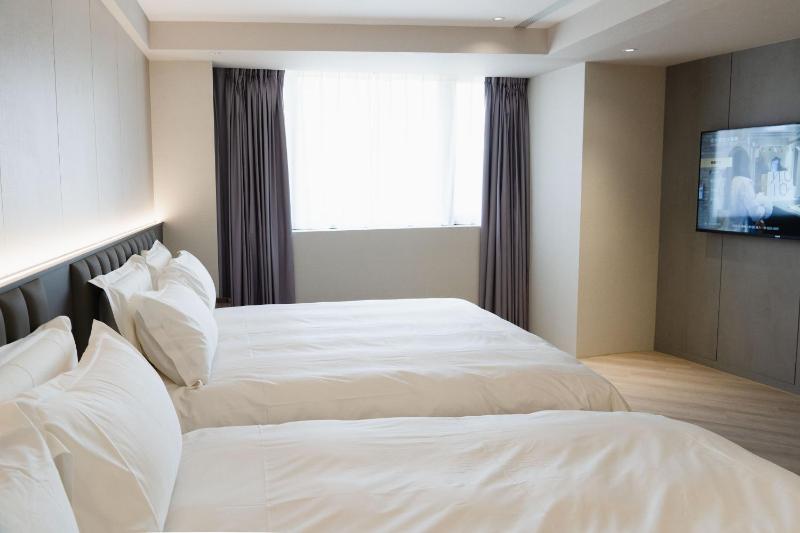 Talmud Hotel Classic Taiwan Boulevard - image 23