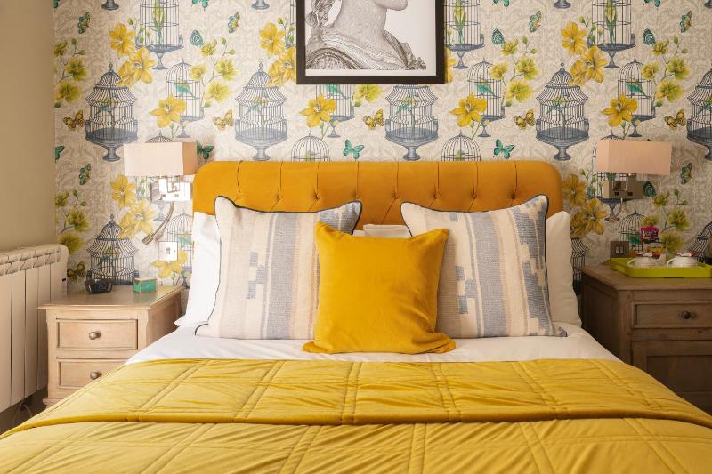 Feature Double Room image 4