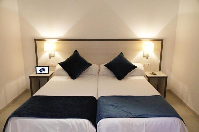 Triple Room image 1