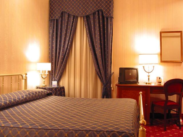 Triple Room image 4
