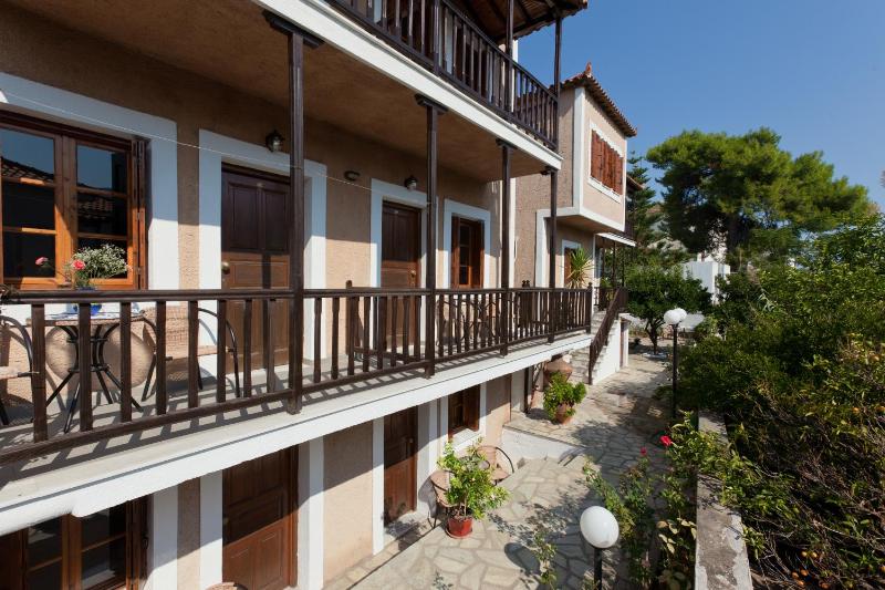 Sofia's Garden by Booking Kottas - image 28