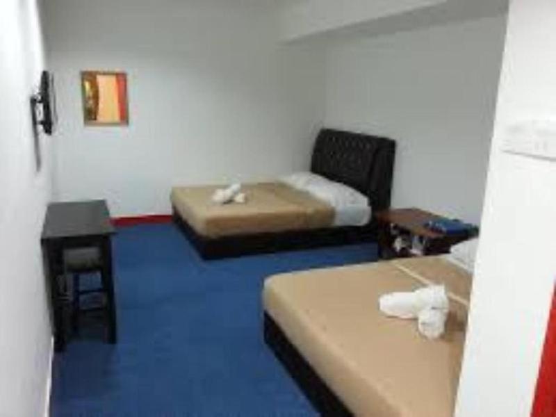 OYO 90324 Muar Station Hotel - image 44