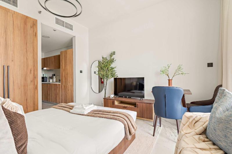 Silkhaus Vacation Homes Sunside Studio Escape in Al Maryah Vista - image 10