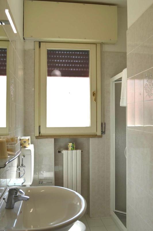 Double or Twin Room image 3
