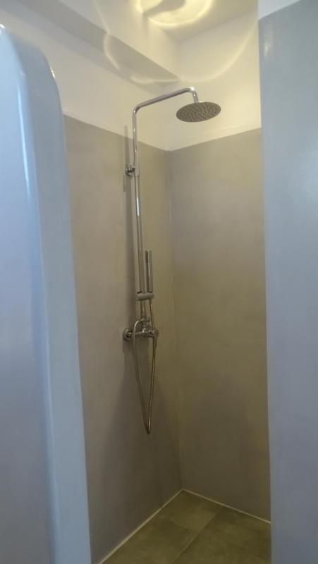 Double Room with Balcony image 3