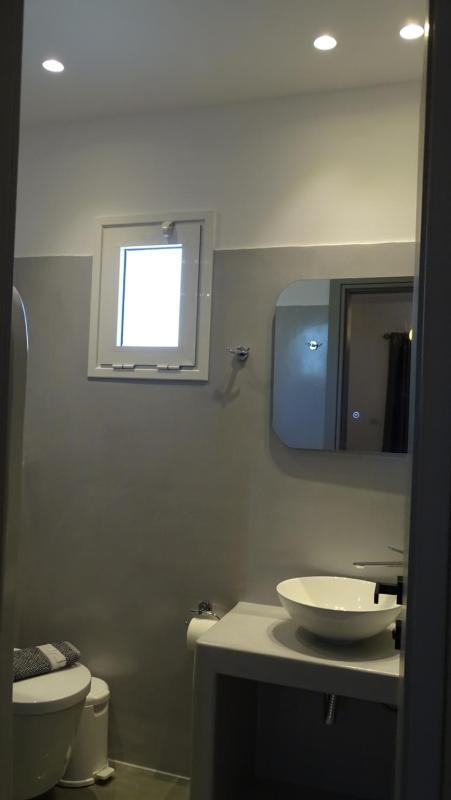 Triple Room with Balcony image 2