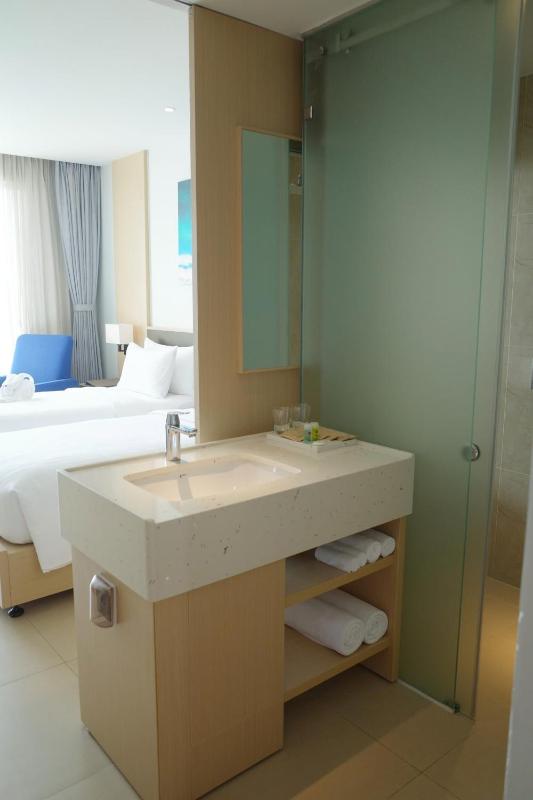 Sea View Standard Room in The Arena Resort Cam Ranh - image 41