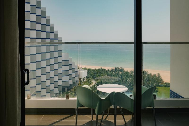 Sea View Standard Room in The Arena Resort Cam Ranh - image 44