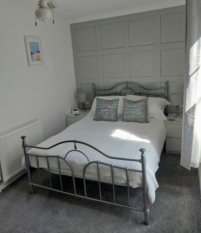 Standard Double Room image 3