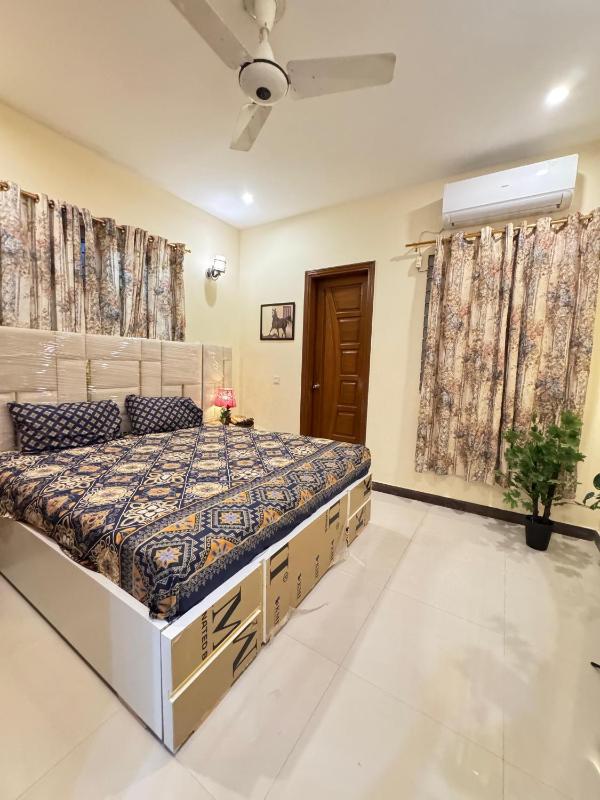 Dream home 2 & 4 bedroom Family house - image 1