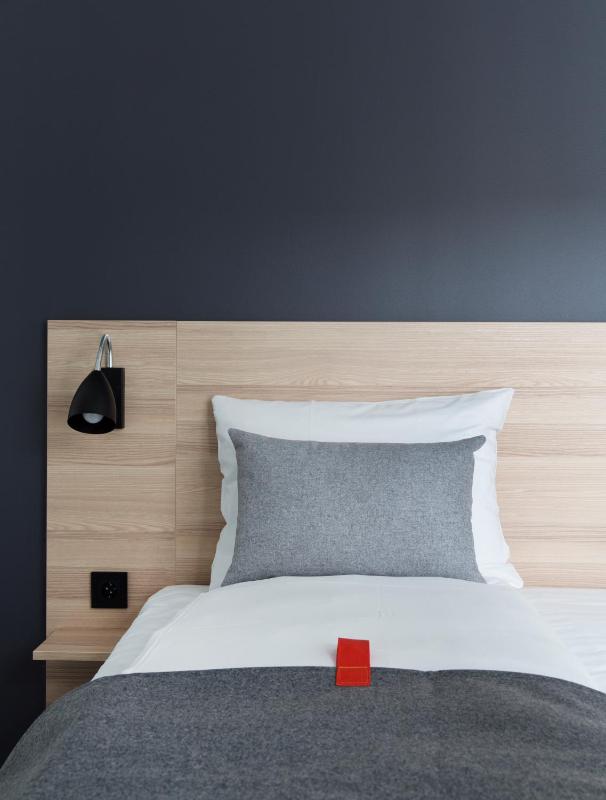 Single Room image 3